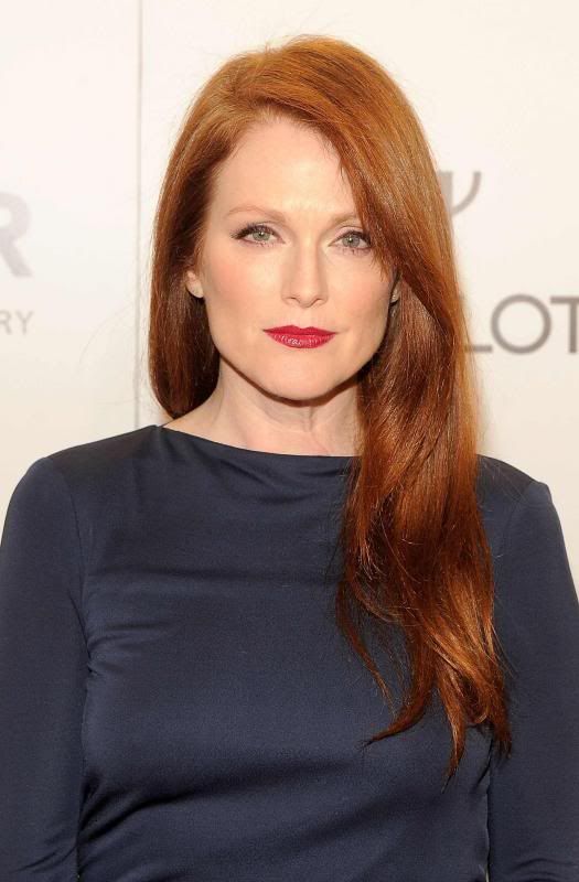 456128d1329065837-julianne-moore-amfar-gala-nyc-blue-dress-julianne-moore-amfar-ny-gala02_zps09544de9.jpg