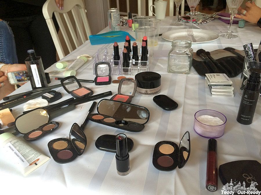 Make up Station