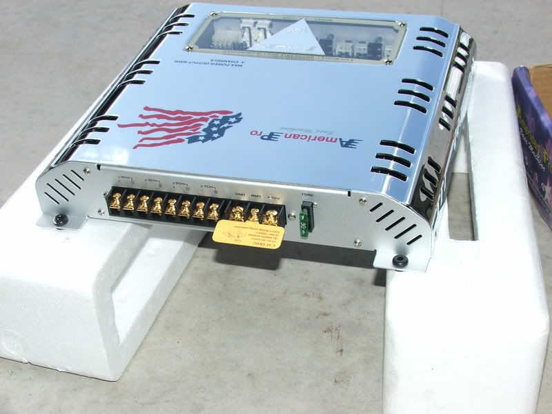 American Pro Car Audio 4Channel Amplifier 800 Watts Max 70 Tampa