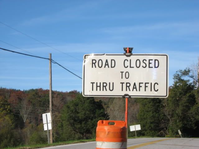 road closed to thru traffic