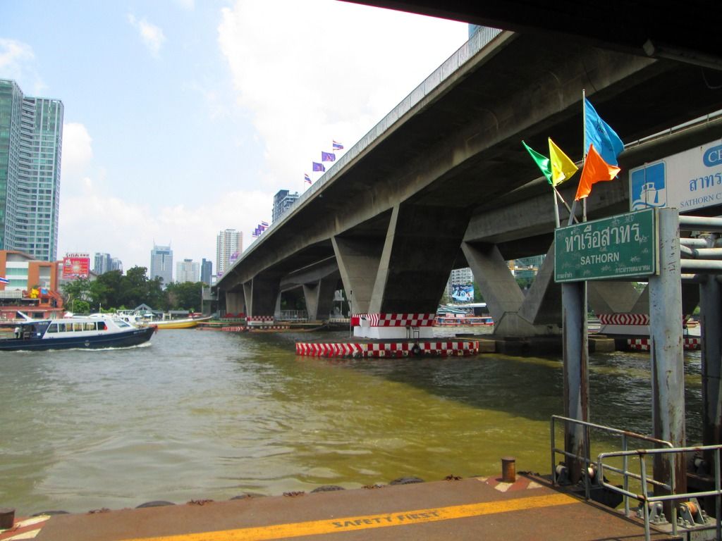  photo Sathorn Pier_zpsofj9sqsx.jpg