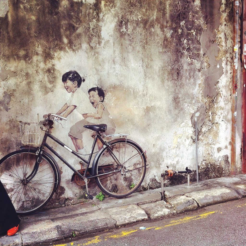 Children on a Bicycle mural