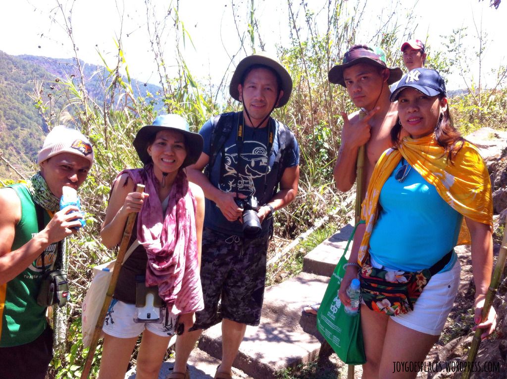 group photo trekking sagada