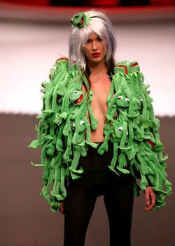 kermitdress2-1.jpg