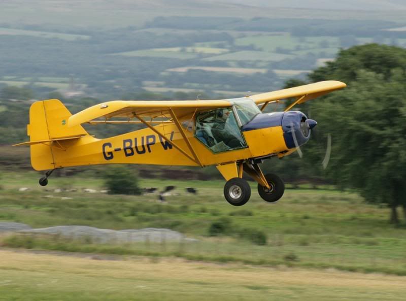 IMAGE: http://i34.photobucket.com/albums/d117/ADUK/G-BUPW.jpg