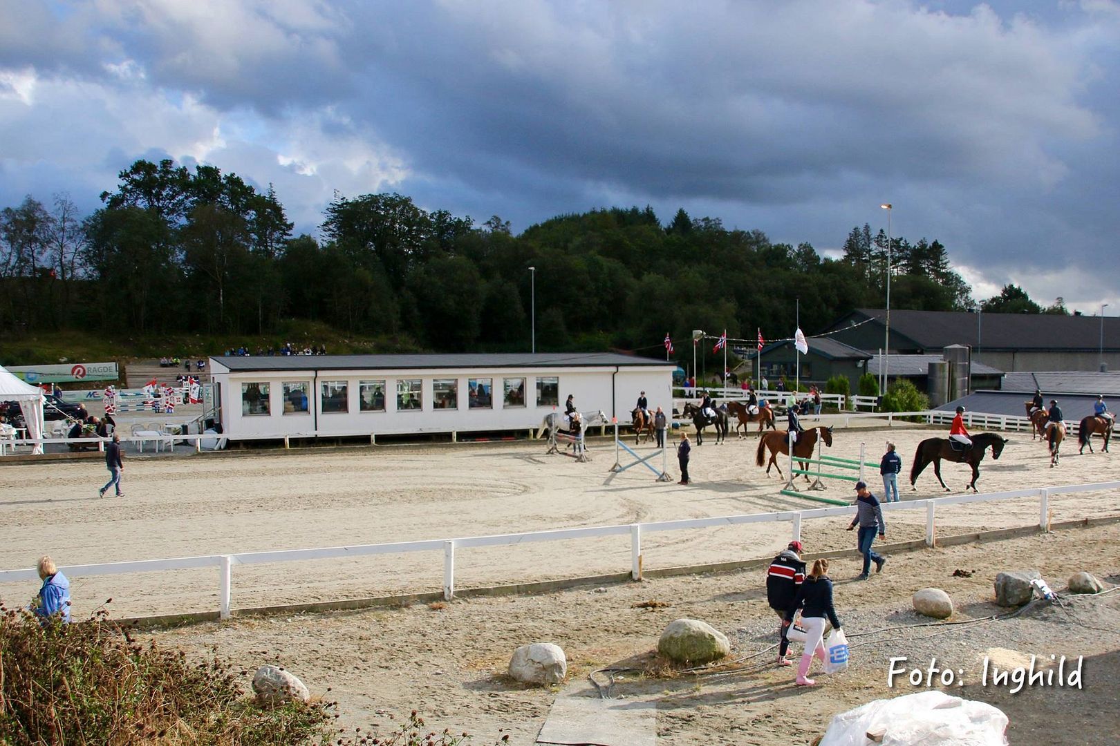  photo 1518074_464118803792794_922992732070867168_o_zpsiyrewzoe.jpg