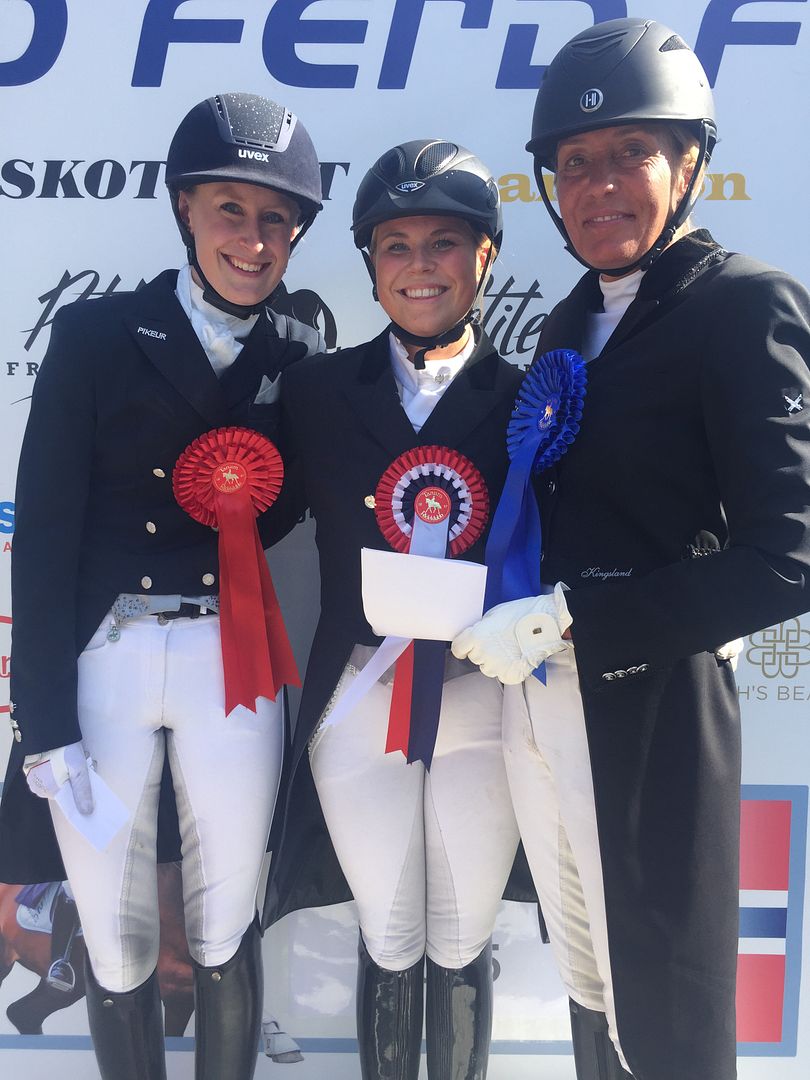 photo IMG_4272_zpssvhb5n8r.jpg