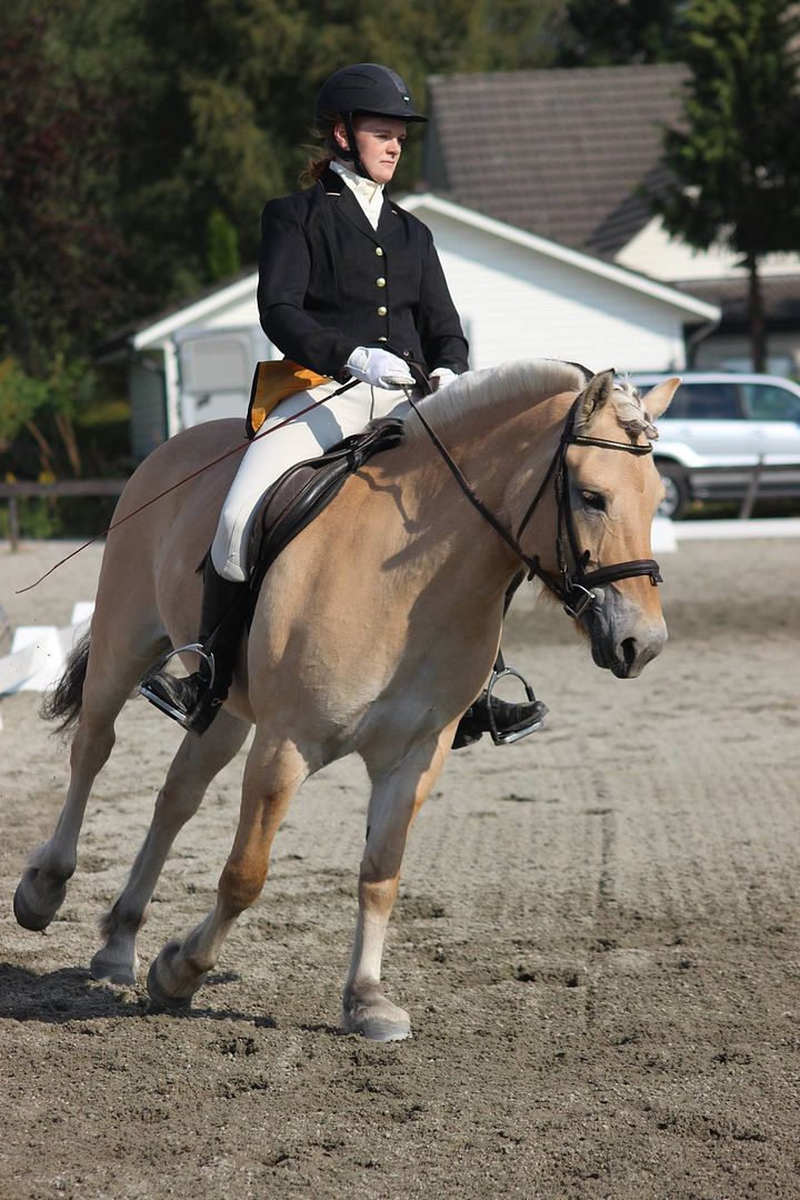 Kirsty Maun Tengsareid photo Kirsty Maun Tengsareid_zpsqa1fwqhm.jpg