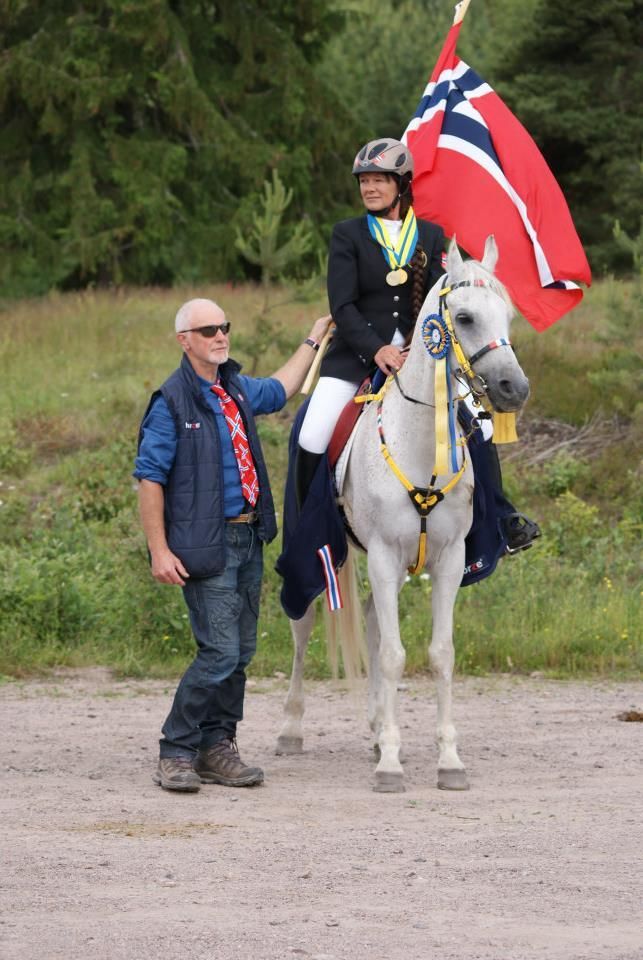  photo 11403469_923797571021010_3734454192318867384_n_zpsoxxcfysh.jpg