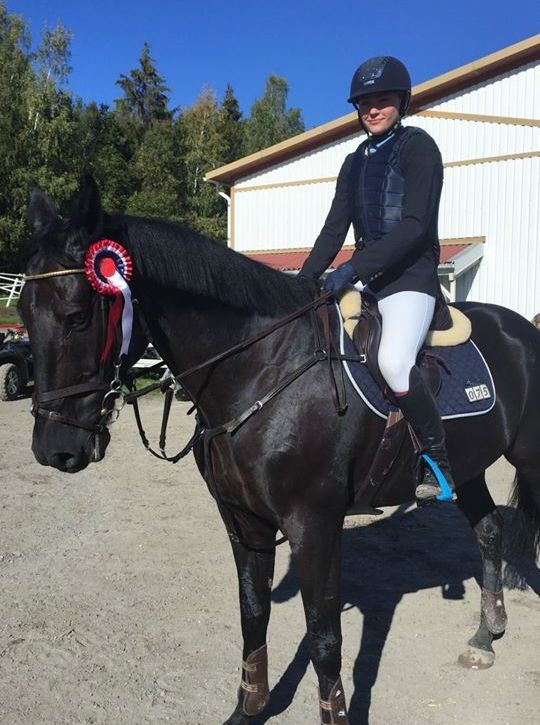  photo Synne Henriksen_zpspixdmyai.jpg