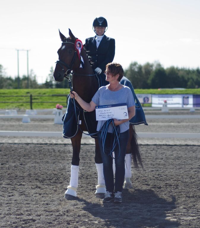 Breedersfinale dressur 2015 Foto: Ida Ruud photo Vinneren_zpsw7j9xvek.jpg