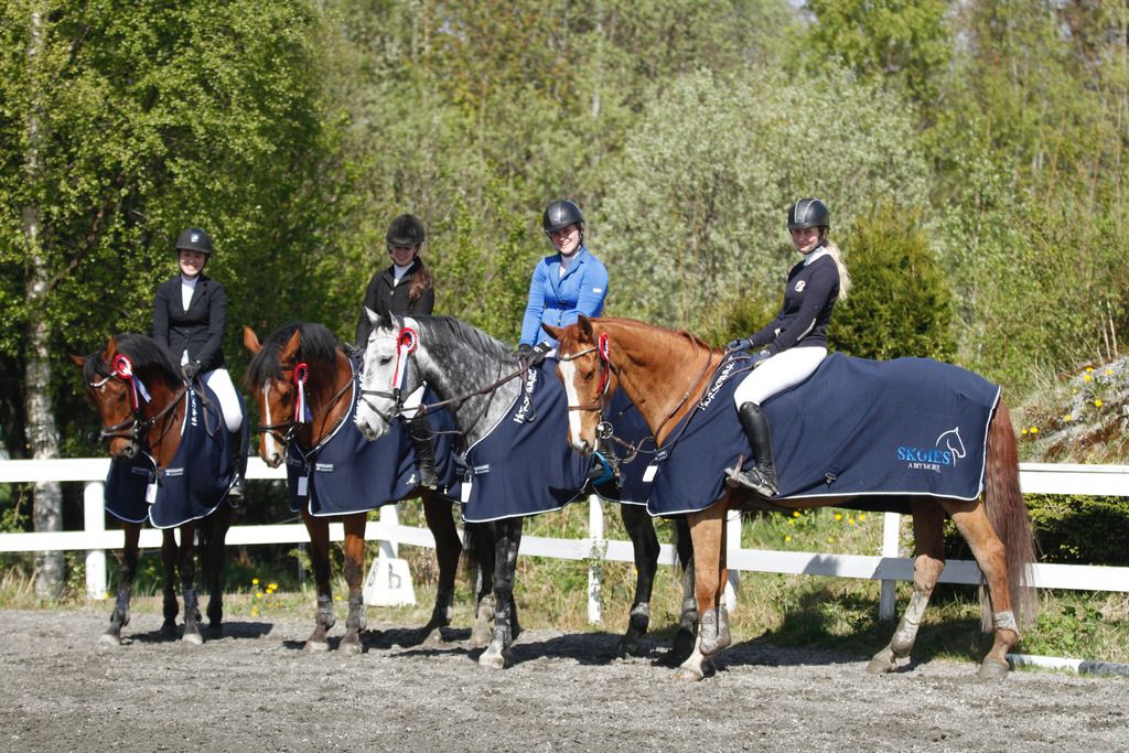 sula rideklubb photo Vinnerlaget fra Sula Rideklubb i 2 div_zpswily9wrp.jpg