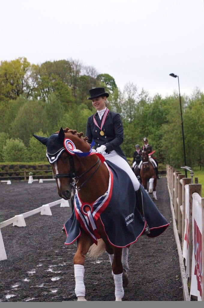 Trude Hestengen og Tobajo Pik Disney er norgesmestre. Foto: Trine Meiningen photo senior 2_zpsiuj7fkyf.jpg