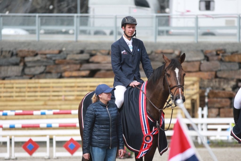  photo thumb_8S3A9111_1024_zpsinow2kod.jpg