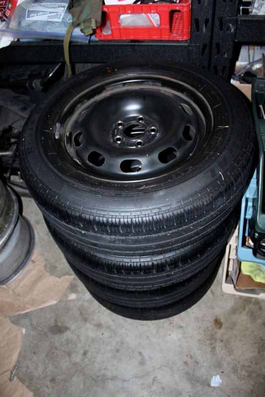 Stock mk4 jetta 15'' steelies/hubcaps VW Vortex Volkswagen Forum