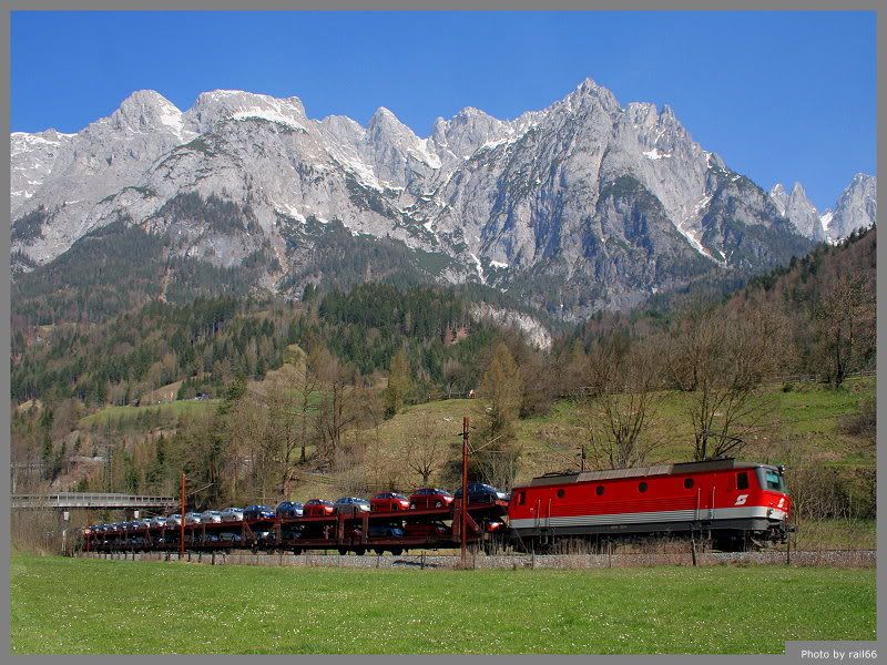http://i34.photobucket.com/albums/d120/rail66/westbahn/salzburg/200_2041.jpg