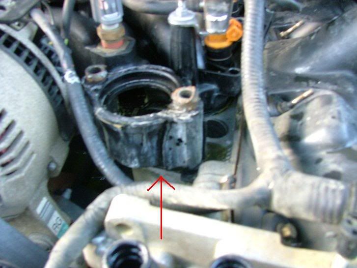 Anyone have pics of the cracked intake manifold?