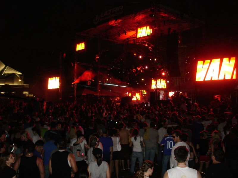Photo Sharing and Video Hosting at Photobucket