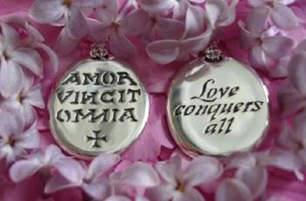 amor vincit omnia Pictures, Images and Photos