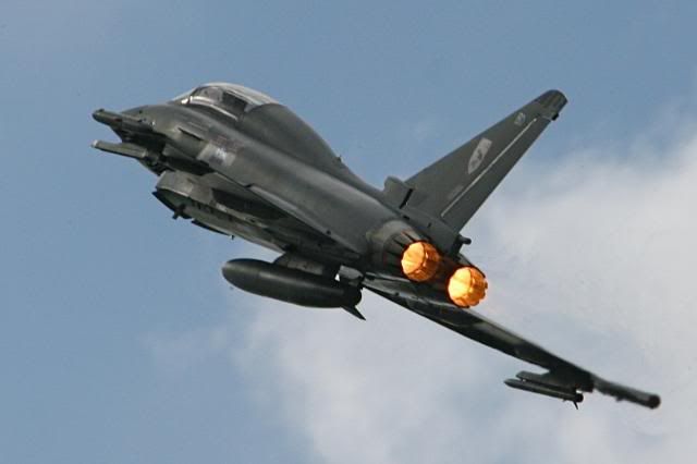 IMAGE: http://i34.photobucket.com/albums/d129/damnfoolman/PO2D5166.jpg