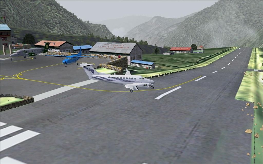 Lukla-Airport1_zpsotzm6632.jpg