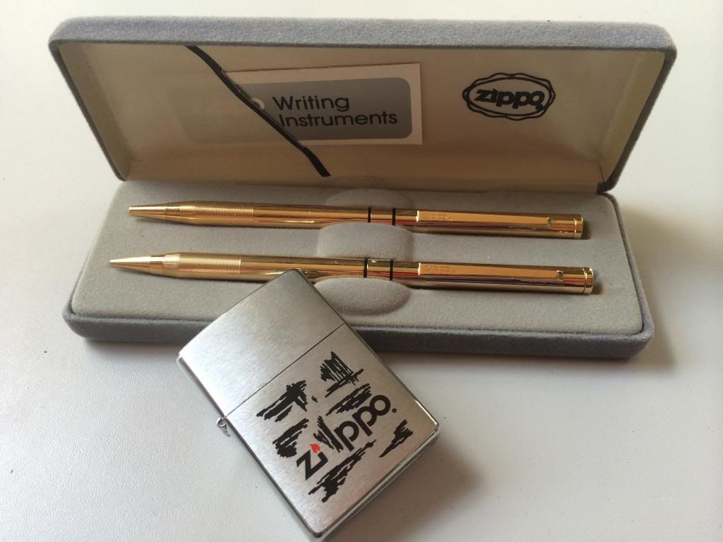 Bút Zippo + Kính mát Zippo .... new fullbox - 16
