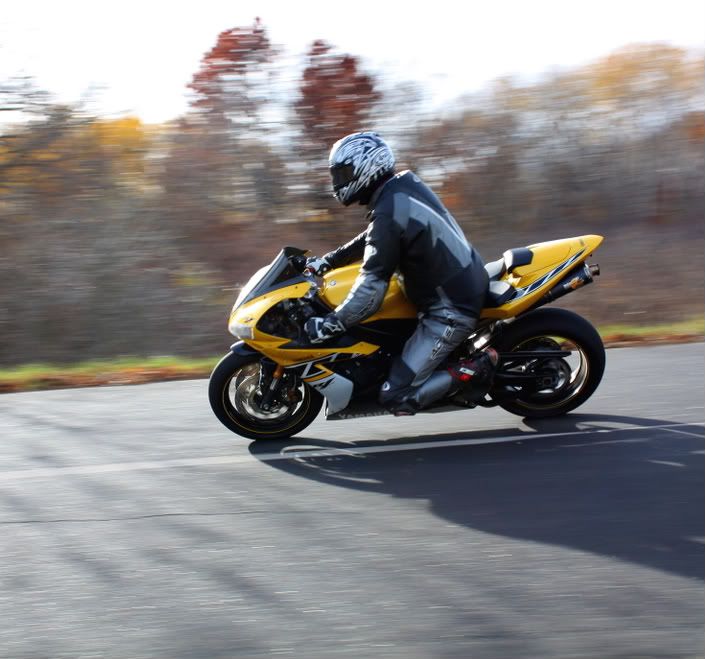 IMAGE: http://i34.photobucket.com/albums/d143/jmadness23/11-01-08ride054-1.jpg