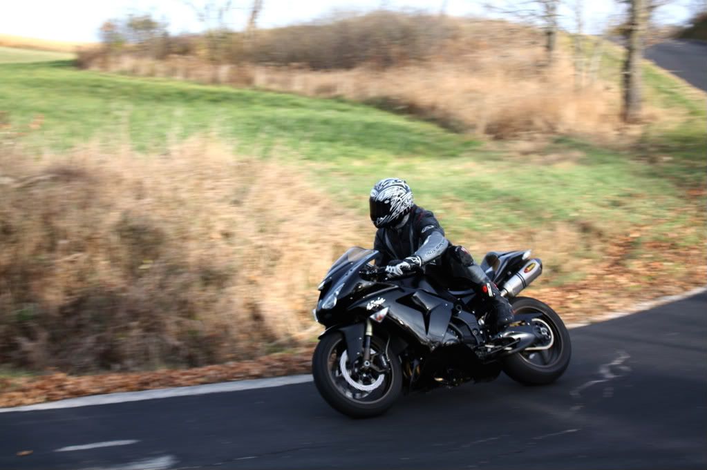 IMAGE: http://i34.photobucket.com/albums/d143/jmadness23/11-01-08ride142-1.jpg