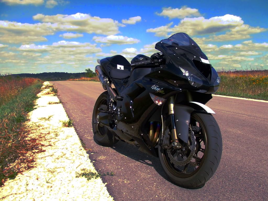 IMAGE: http://i34.photobucket.com/albums/d143/jmadness23/anotherbeautifulday016.jpg