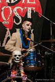 http://i34.photobucket.com/albums/d146/NewYearTikiNightmare/th_8689.jpg