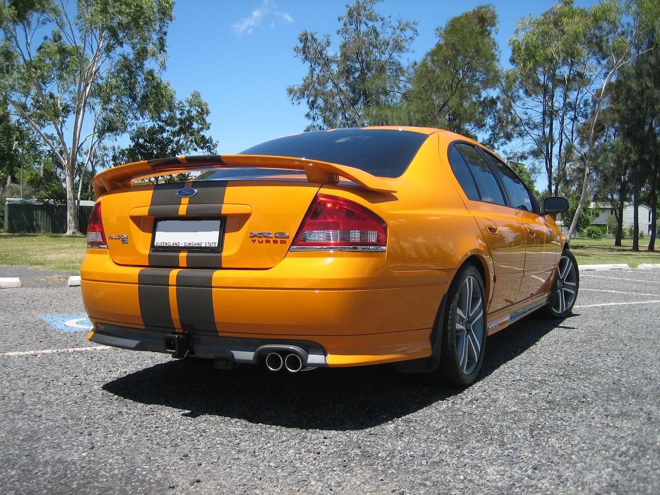 xr6rear.jpg