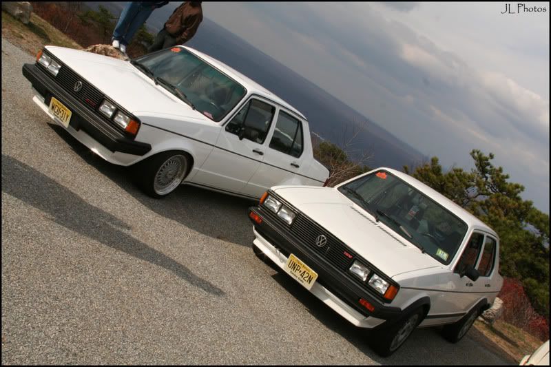 IMAGE: http://i34.photobucket.com/albums/d150/jlozano180/CoolwaterFall2007Cruise213copy.jpg