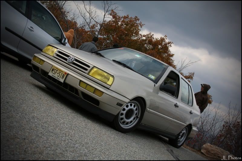 IMAGE: http://i34.photobucket.com/albums/d150/jlozano180/CoolwaterFall2007Cruise237copy.jpg