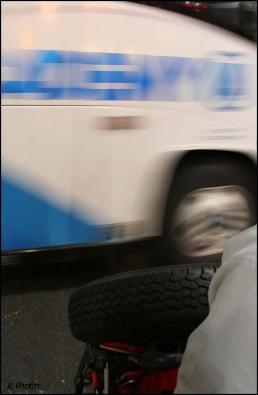 IMAGE: http://i34.photobucket.com/albums/d150/jlozano180/Josesnights545copy.jpg