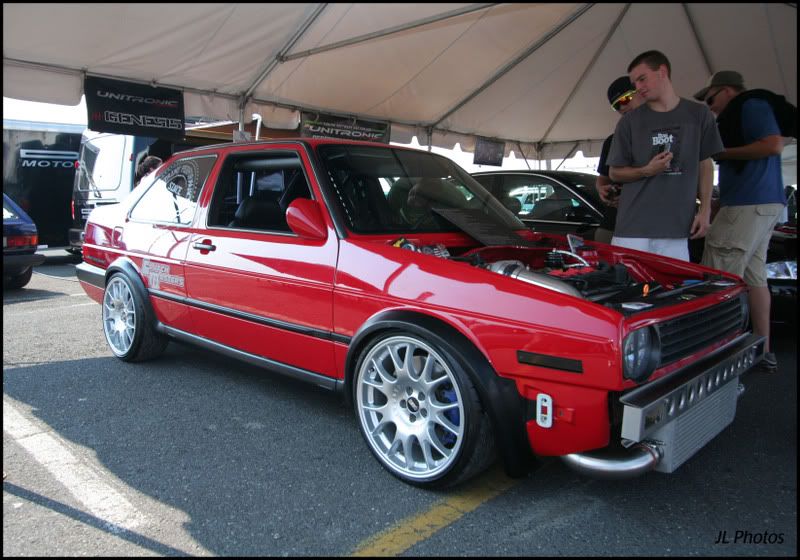 IMAGE: http://i34.photobucket.com/albums/d150/jlozano180/Waterfest14058copy.jpg