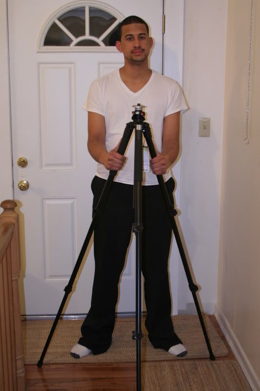 IMAGE: http://i34.photobucket.com/albums/d150/jlozano180/stuff006.jpg