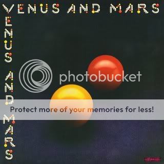 http://i34.photobucket.com/albums/d119/tristan_ceddia/wings_venus_and_mars75.jpg